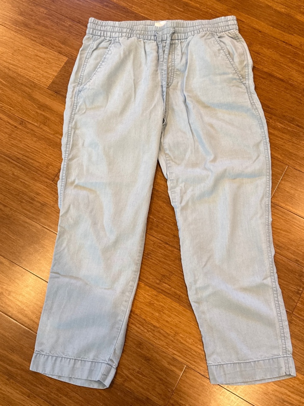 GAP lightweight denim petite pants